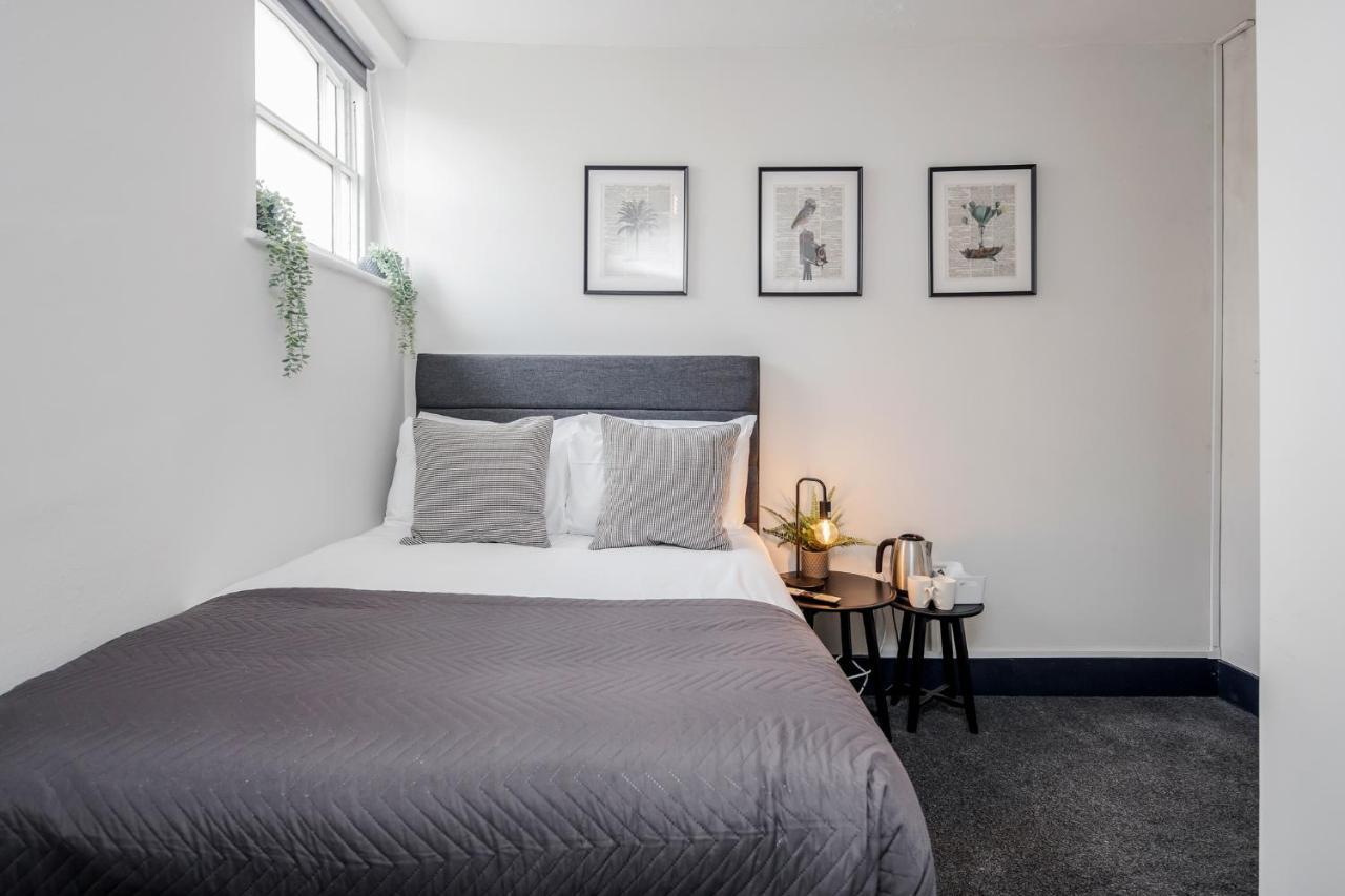 Hotel The Bill Nicholson Pub London Zimmer foto